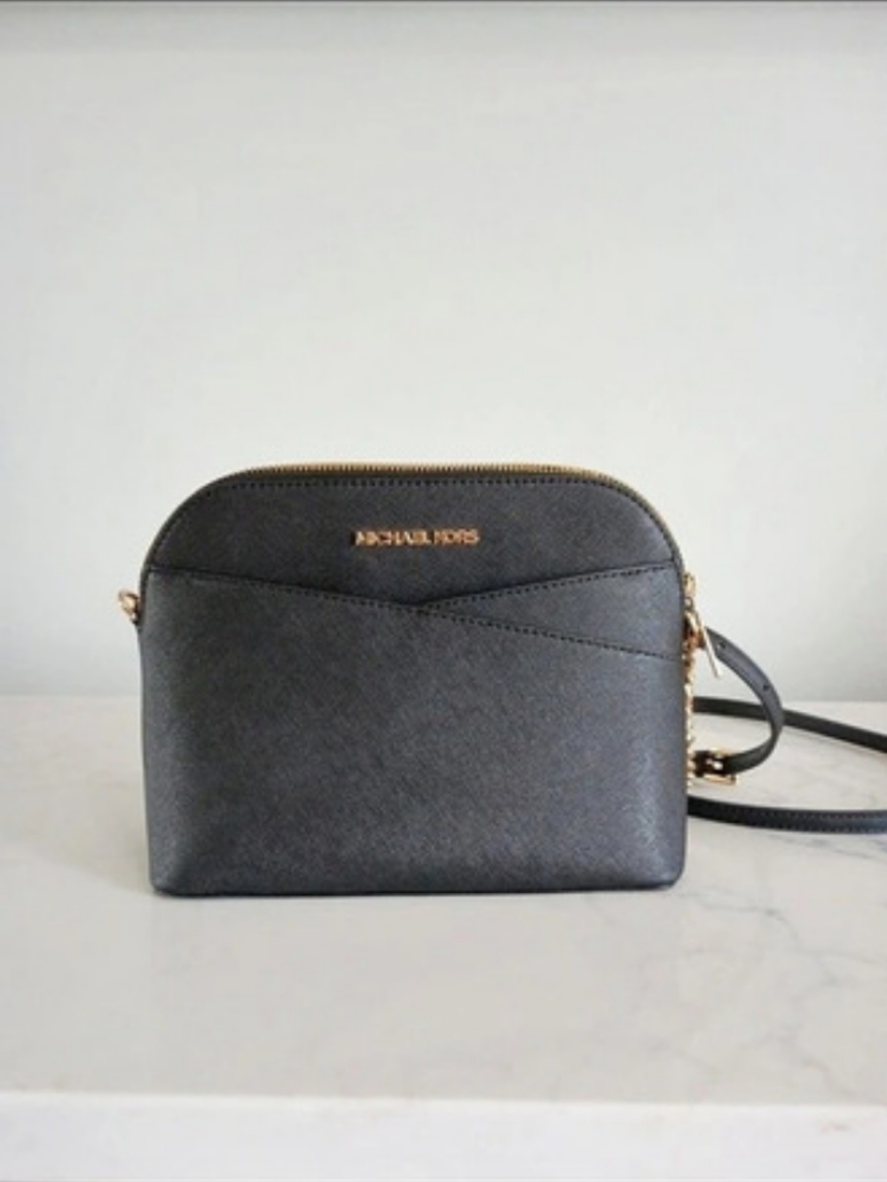 Michael Kors Jet Set Travel Medium Dome Crossbody Bag Black Crossbody Bag